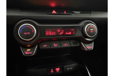 Kia Stonic 1.0 T-GDi ComfortLine | Camera | LED | Carplay | Cruise | Airco | Parkeersens. | 17"LMV