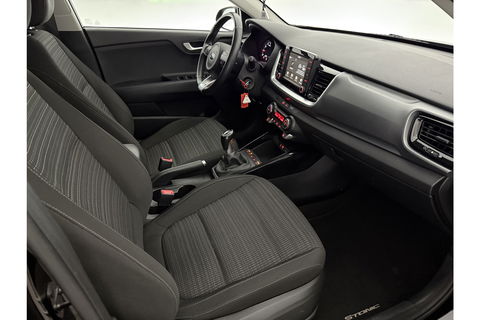 Kia Stonic 1.0 T-GDi ComfortLine | Camera | LED | Carplay | Cruise | Airco | Parkeersens. | 17"LMV