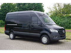 Mercedes-Benz Sprinter 317CDI Pro L2H2 BPM VRIJ!! 10.25" Mbux Cam, Gev. Stoel, 3.5T Trekgewicht, LED!! NR. A184*
