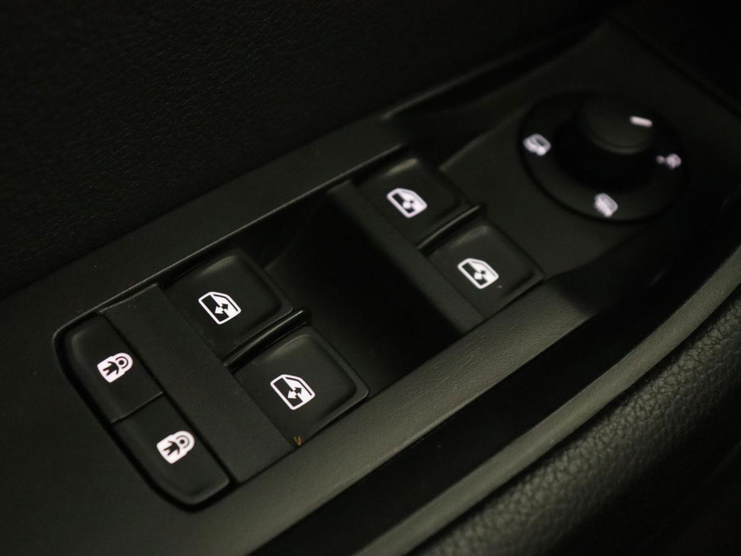 Škoda Superb Combi 1.4 TSI iV Business Edition | Automaat | Climate control | Adaptive control | LED | Stoelverwarming | Camera | Navigatie | Carplay | PHEV
