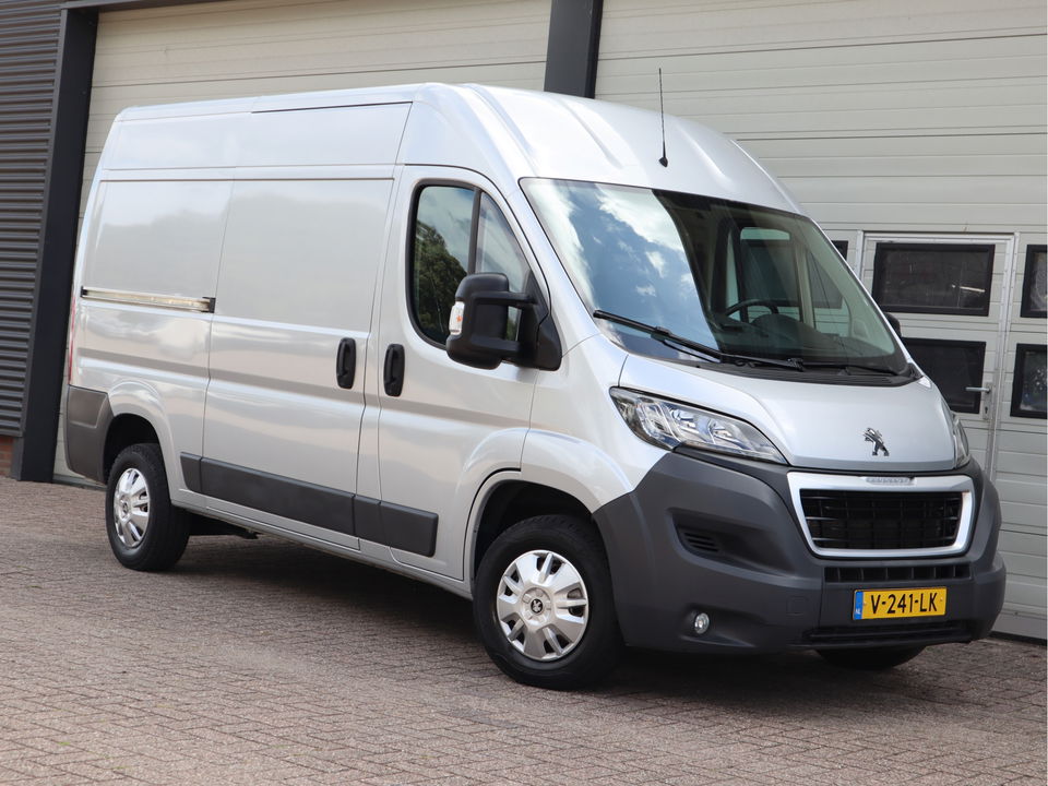 Peugeot Boxer 2.0 BlueHDI 131pk Euro 6 L2H2 -Trekhaak - Navi - Cruise - Airco
