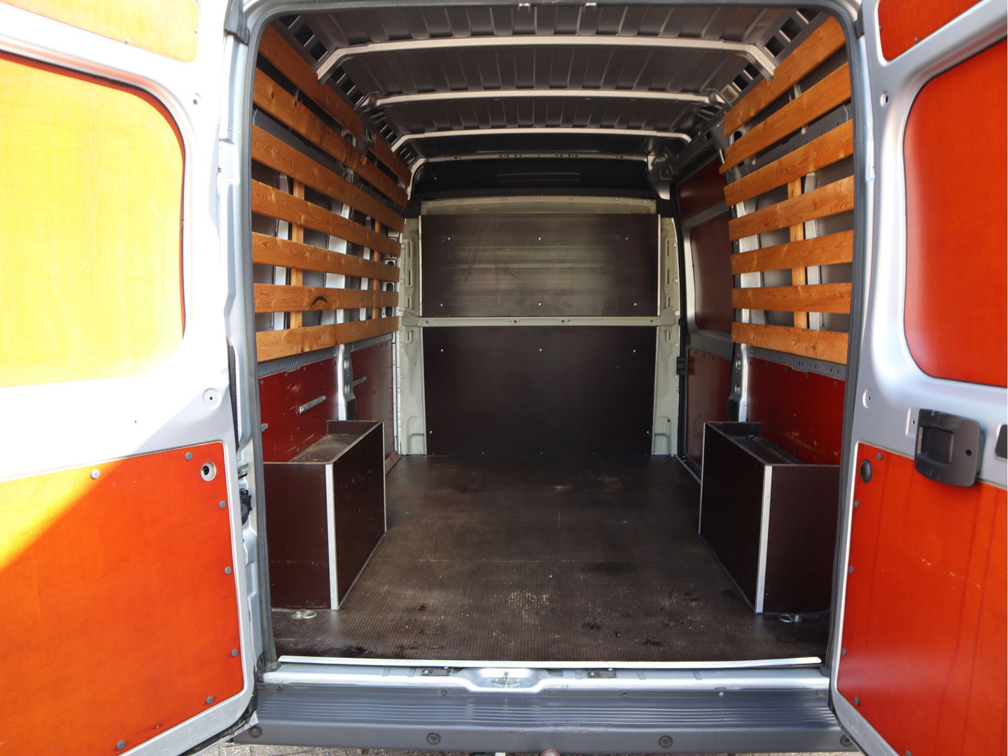 Peugeot Boxer 2.0 BlueHDI 131pk Euro 6 L2H2 -Trekhaak - Navi - Cruise - Airco