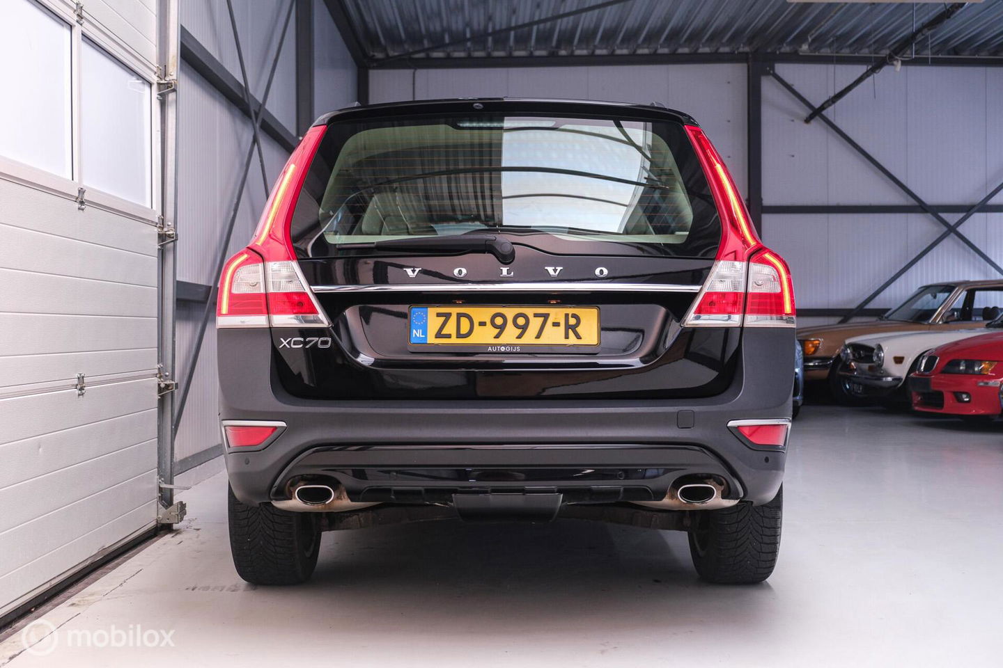 Volvo XC70 2.4 D5 Summum AWD | Schuifdak | LED | Leder | Trekhaak | Navigatie | Rijklaarprijs |