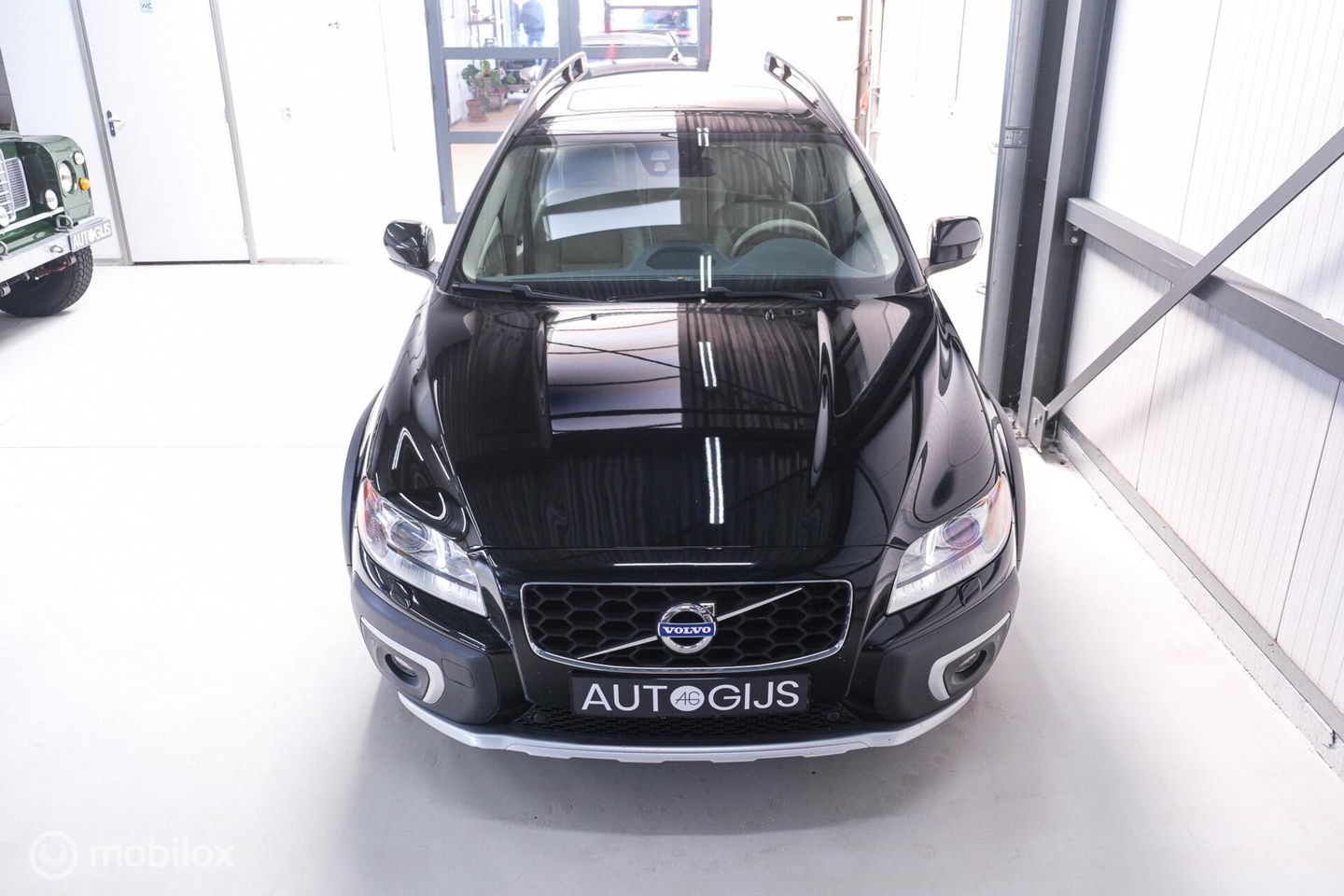 Volvo XC70 2.4 D5 Summum AWD | Schuifdak | LED | Leder | Trekhaak | Navigatie | Rijklaarprijs |
