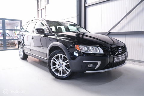 Volvo XC70 2.4 D5 Summum AWD | Schuifdak | LED | Leder | Trekhaak | Navigatie | Rijklaarprijs |