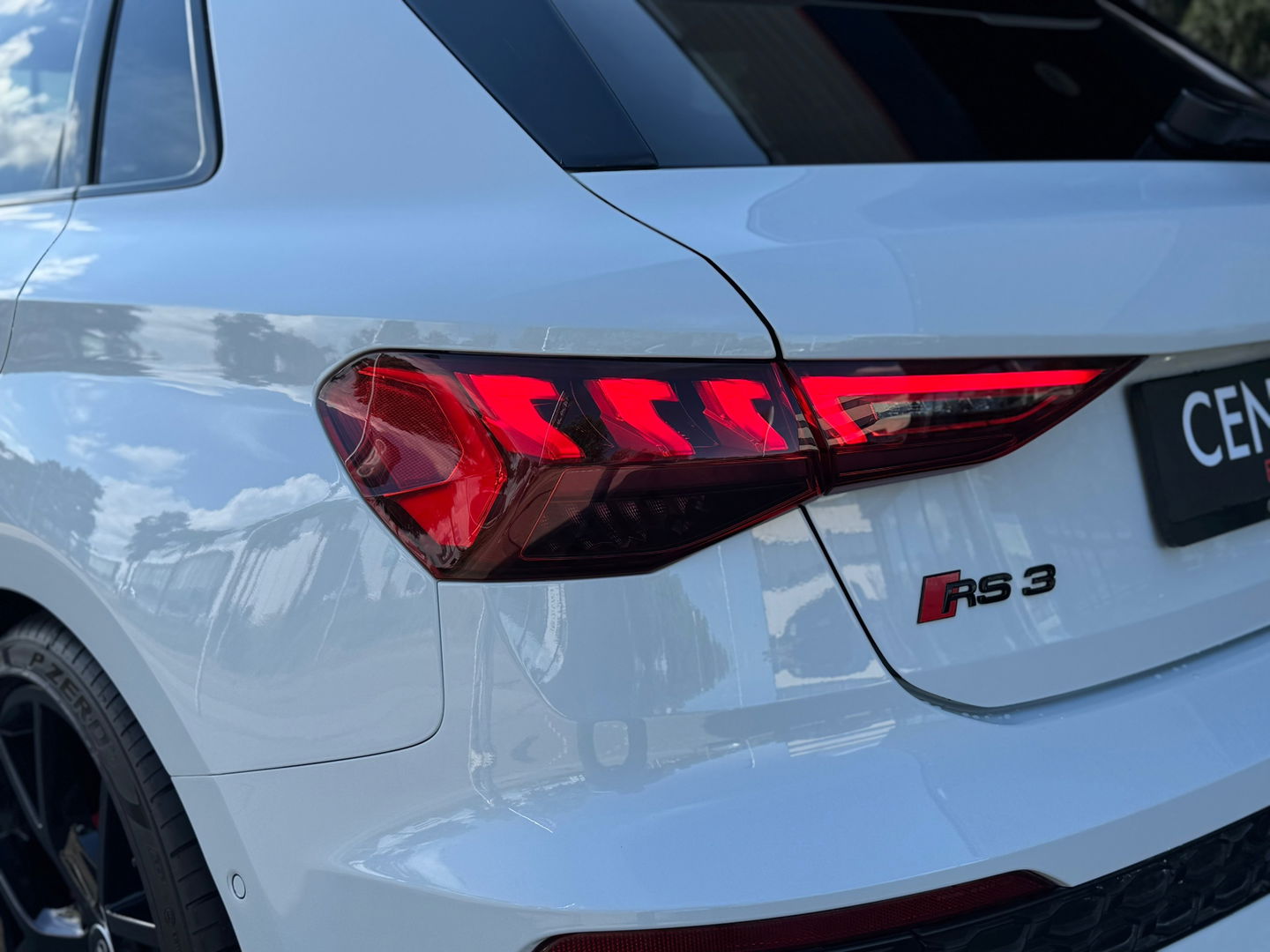 Audi RS3 Sportback 2.5 TFSI Quattro|Keramisch|Pano|B&O|Head-Up|Camera|ACC|Keyless|Leder|400PK