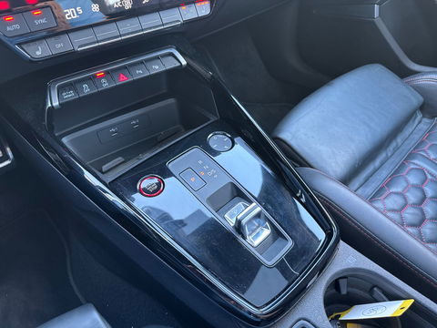 Audi RS3 Sportback 2.5 TFSI Quattro|Keramisch|Pano|B&O|Head-Up|Camera|ACC|Keyless|Leder|400PK