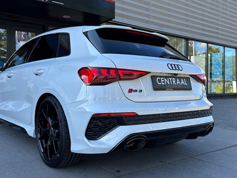 Audi RS3 Sportback 2.5 TFSI Quattro|Keramisch|Pano|B&O|Head-Up|Camera|ACC|Keyless|Leder|400PK