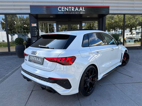 Audi RS3 Sportback 2.5 TFSI Quattro|Keramisch|Pano|B&O|Head-Up|Camera|ACC|Keyless|Leder|400PK