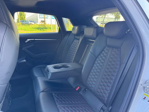 Audi RS3 Sportback 2.5 TFSI Quattro|Keramisch|Pano|B&O|Head-Up|Camera|ACC|Keyless|Leder|400PK