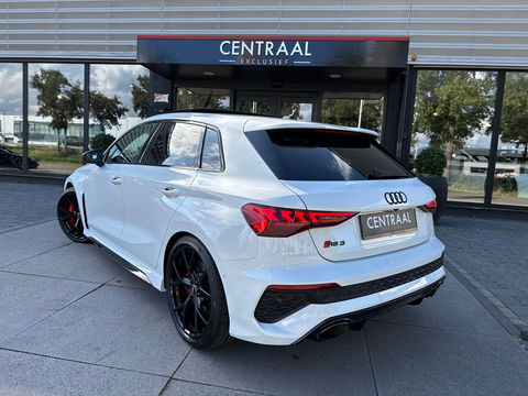 Audi RS3 Sportback 2.5 TFSI Quattro|Keramisch|Pano|B&O|Head-Up|Camera|ACC|Keyless|Leder|400PK