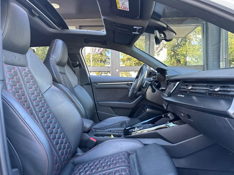 Audi RS3 Sportback 2.5 TFSI Quattro|Keramisch|Pano|B&O|Head-Up|Camera|ACC|Keyless|Leder|400PK