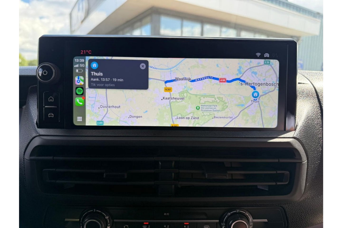 Fiat Scudo 2.0D 180PK AUTOMAAT 3ZITPL AIRCO PDC-CAMERA NAVI-CARPLAY.
