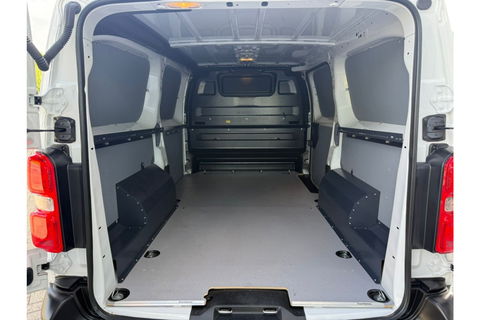 Fiat Scudo 2.0D 180PK AUTOMAAT 3ZITPL AIRCO PDC-CAMERA NAVI-CARPLAY.