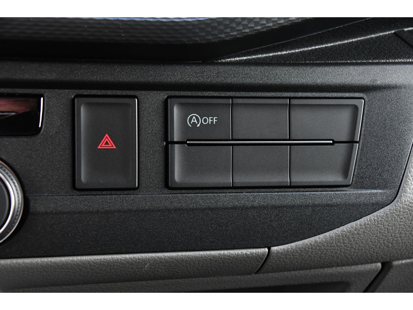 Volkswagen Transporter 2.0 TDI L2H1 Bulli Virtual, Cruise, Carplay, Automaat, Multimedia, Sensoren, 150PK, Trekhaak, LED, UNIEK!