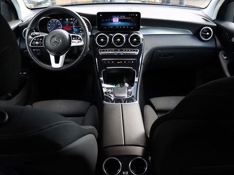 Mercedes-Benz GLC 300e 4MATIC Business Solution