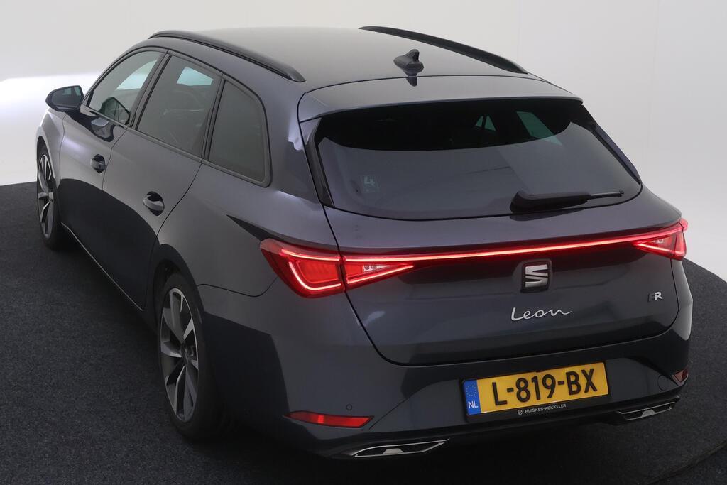 SEAT Leon Sportstourer 1.5 eTSI 150PK Virtual Trekhaak Clima