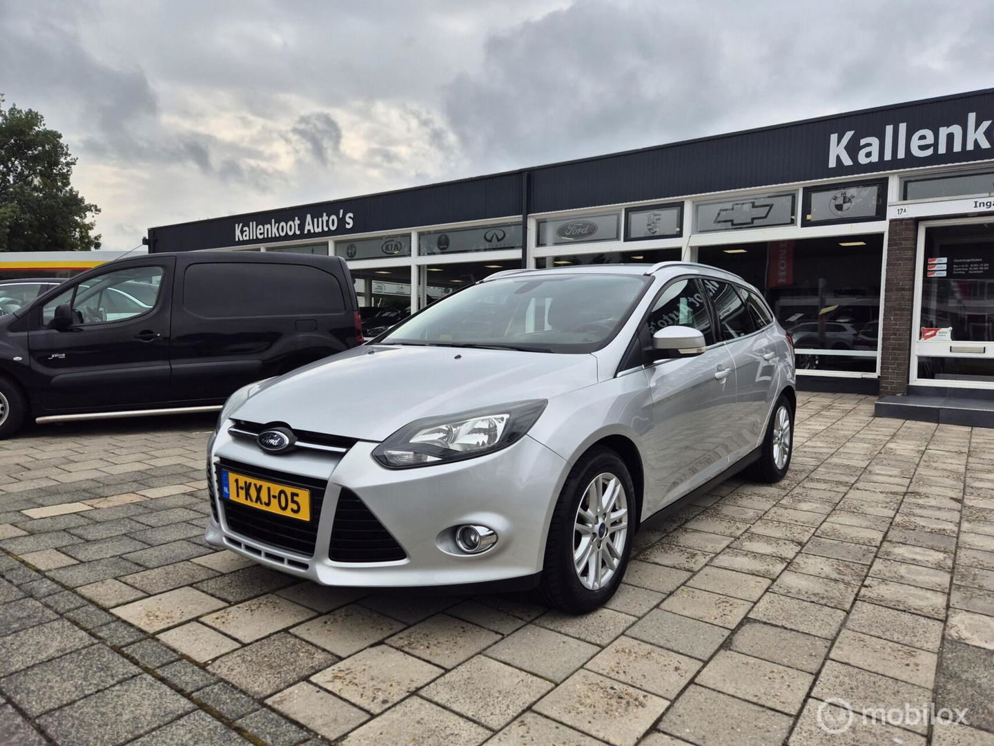 Ford Focus Wagon 1.0 EcoBoost Titanium, Nieuwe D-Riem, Trekhaak