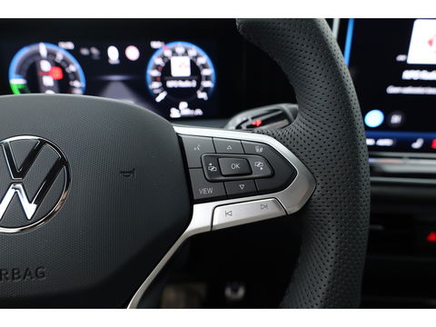 Volkswagen Tayron 1.5 eHybrid R-Line 272pk | Pano | Massage | Adapt. Cruise | Apple CarPlay | Stoel- Stuurverw. | 20''