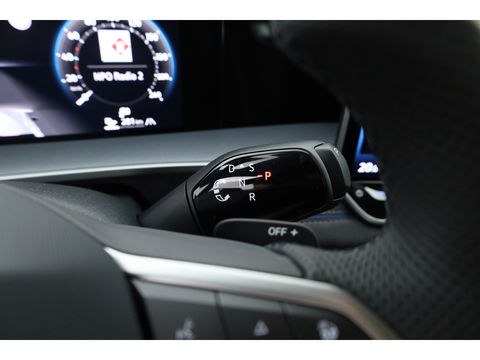 Volkswagen Tayron 1.5 eHybrid R-Line 272pk | Pano | Massage | Adapt. Cruise | Apple CarPlay | Stoel- Stuurverw. | 20''