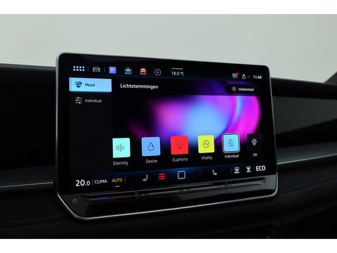 Volkswagen Tayron 1.5 eHybrid R-Line 272pk | Pano | Massage | Adapt. Cruise | Apple CarPlay | Stoel- Stuurverw. | 20''