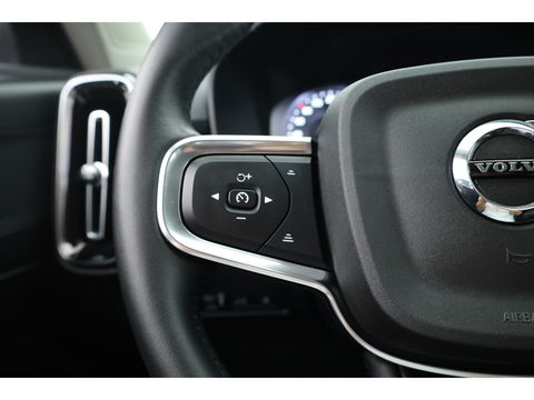 Volvo XC40 T4 Recharge R-Design Expression | Elek. Trekhaak | Pilot Assist | Camera | Stoel- Stuurverw. | Elek. Stoelen