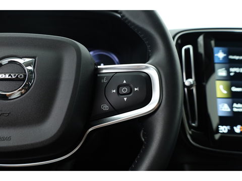 Volvo XC40 T4 Recharge R-Design Expression | Elek. Trekhaak | Pilot Assist | Camera | Stoel- Stuurverw. | Elek. Stoelen