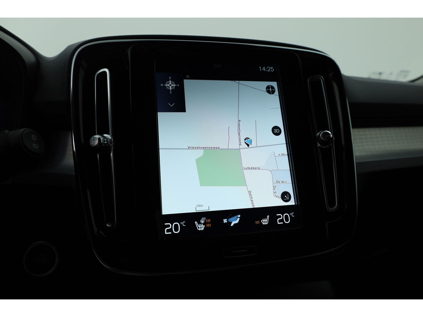 Volvo XC40 T4 Recharge R-Design Expression | Elek. Trekhaak | Pilot Assist | Camera | Stoel- Stuurverw. | Elek. Stoelen