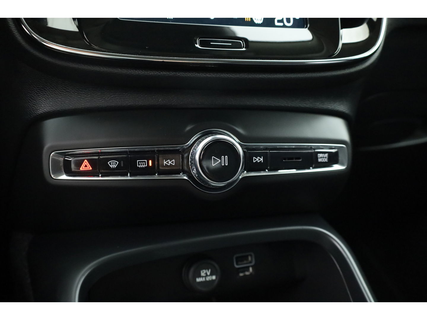 Volvo XC40 T4 Recharge R-Design Expression | Elek. Trekhaak | Pilot Assist | Camera | Stoel- Stuurverw. | Elek. Stoelen