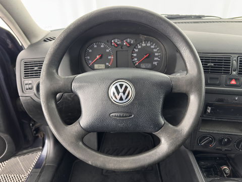 Volkswagen Golf 1.4-16V Trendline *SPORT-SEATS | TOWBAR*