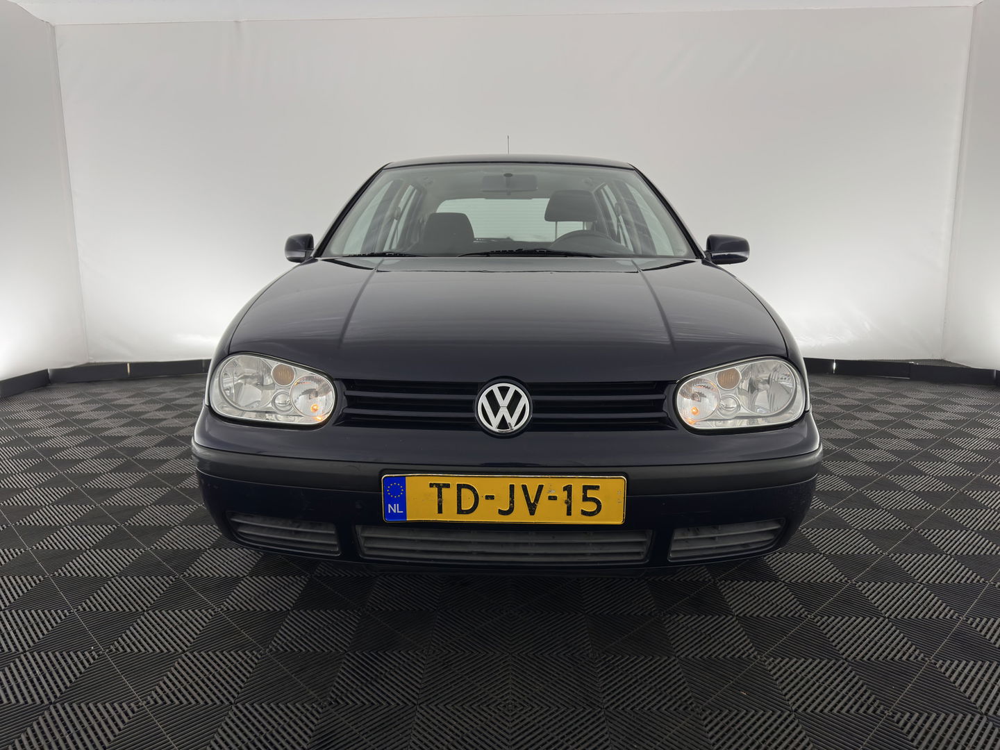 Volkswagen Golf 1.4-16V Trendline *SPORT-SEATS | TOWBAR*