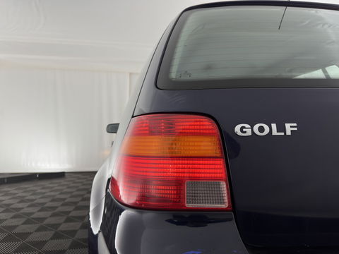 Volkswagen Golf 1.4-16V Trendline *SPORT-SEATS | TOWBAR*