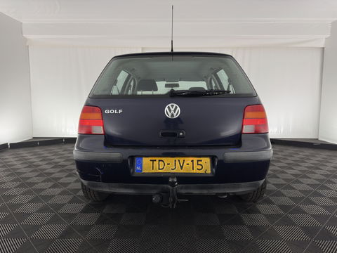 Volkswagen Golf 1.4-16V Trendline *SPORT-SEATS | TOWBAR*