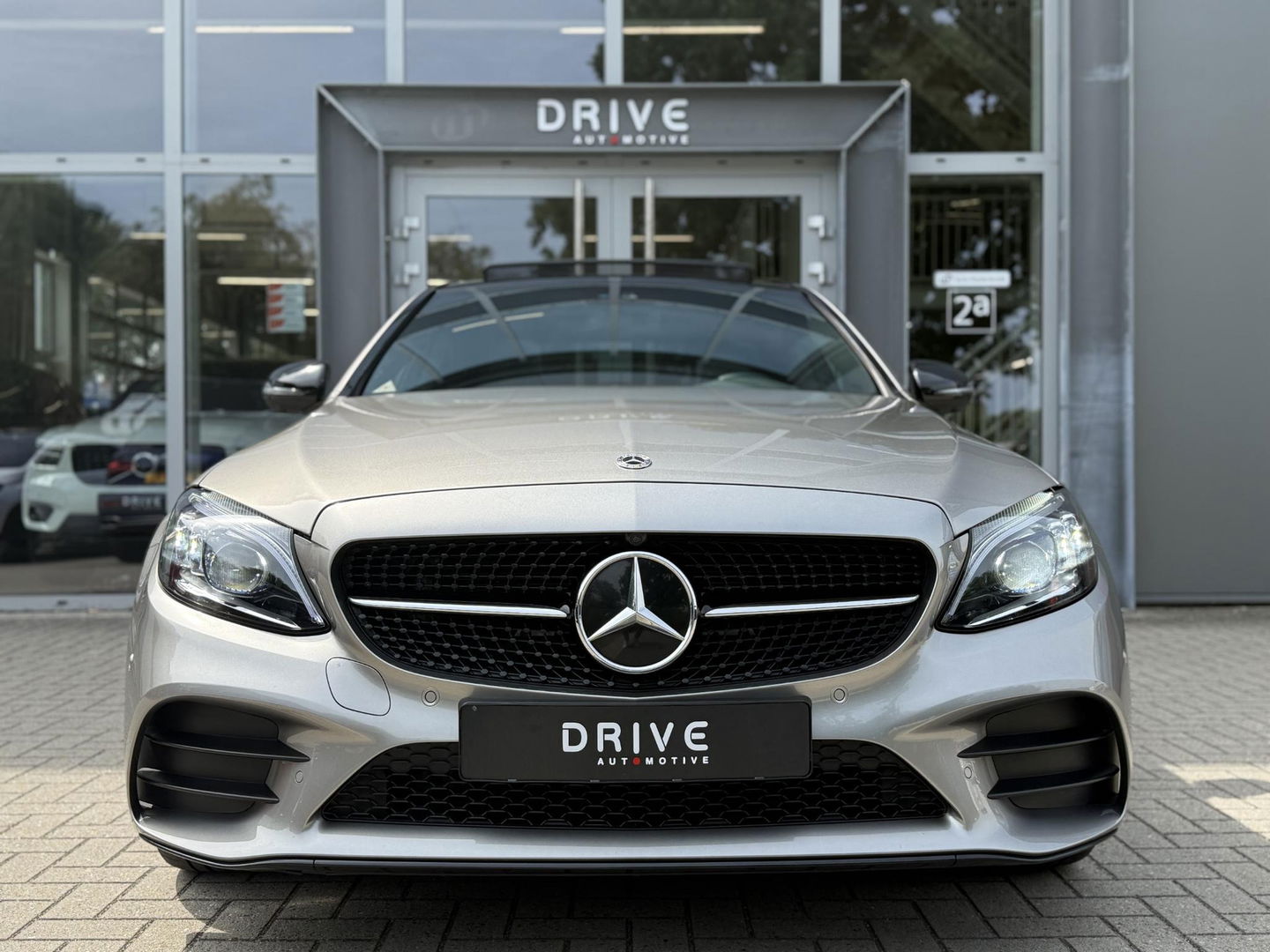 Mercedes-Benz C-Klasse 300 e Bus. Sol. AMG Limited SOH95%|Pano|360CAM|Sfeer|Multibeam Led|Sound system