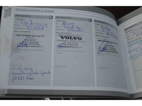 Volvo XC70 D4 | 5 Cilinder |Automaat | Standkachel | Trekhaak 1.600 kg | Dealeronderhouden | Luxe bekleding | Camera