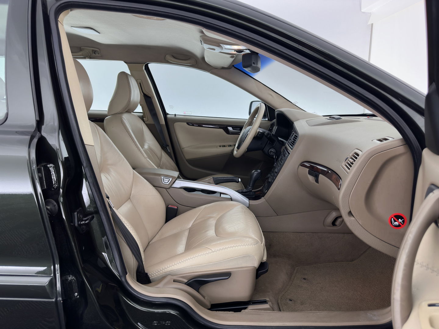 Volvo XC70 2.4D Summum AWD Aut. *LUXURY-LEATHER | ECC | HEATED-COMFORTSEATS | CRUISE | NAVIGATION | TOWBAR | 16''ALU *