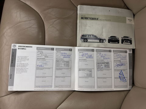 Volvo XC70 2.4D Summum AWD Aut. *LUXURY-LEATHER | ECC | HEATED-COMFORTSEATS | CRUISE | NAVIGATION | TOWBAR | 16''ALU *