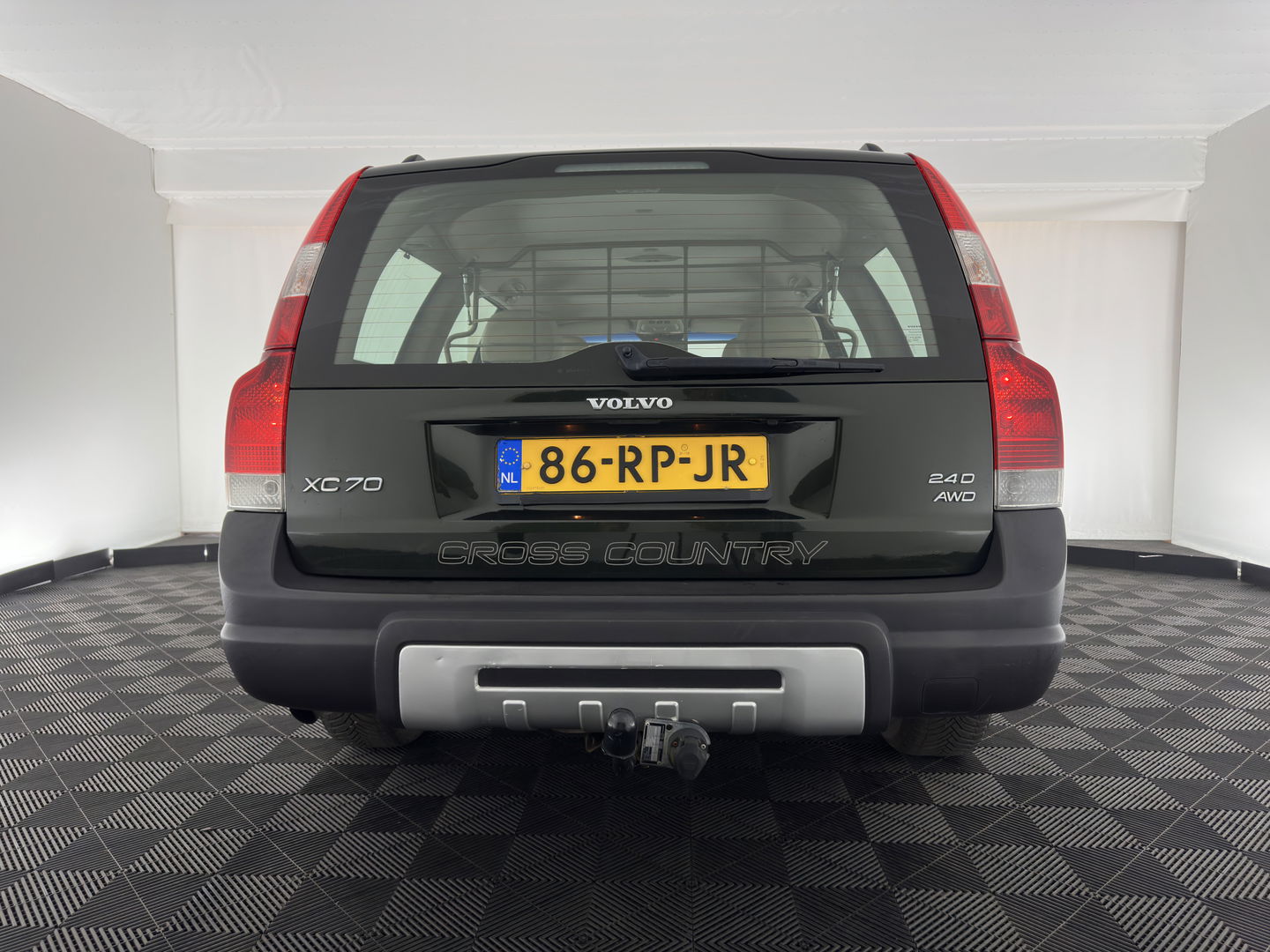 Volvo XC70 2.4D Summum AWD Aut. *LUXURY-LEATHER | ECC | HEATED-COMFORTSEATS | CRUISE | NAVIGATION | TOWBAR | 16''ALU *
