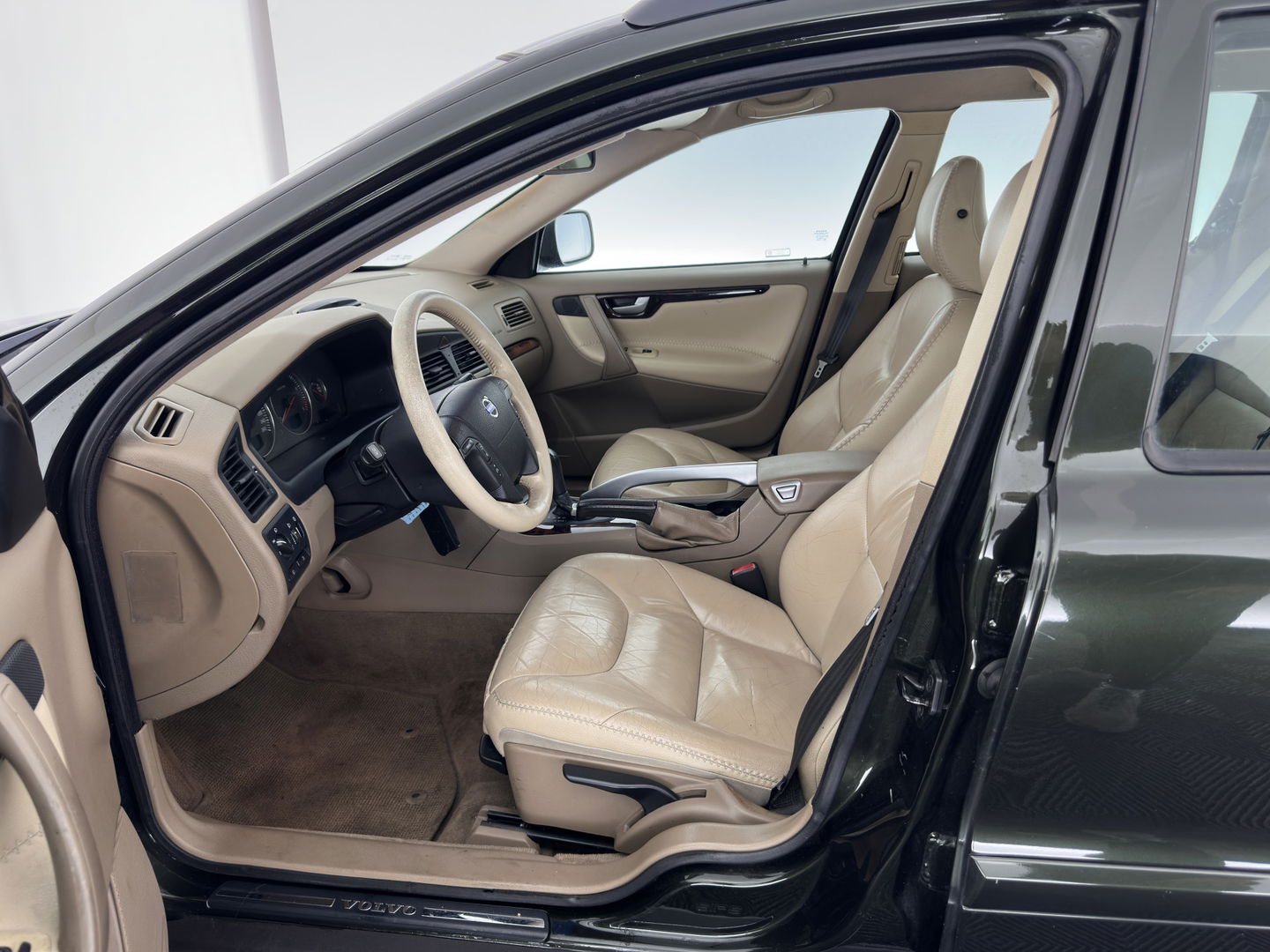 Volvo XC70 2.4D Summum AWD Aut. *LUXURY-LEATHER | ECC | HEATED-COMFORTSEATS | CRUISE | NAVIGATION | TOWBAR | 16''ALU *