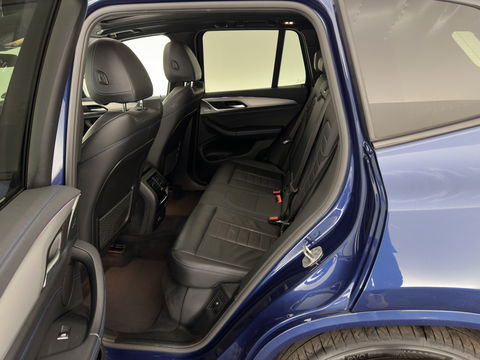 BMW X3 xDrive30e M-Sportpack Business Edition Plus (INCL-BTW) *PANO | LUXURY-LEATHER | FULL-LED | DIGI-COCKPIT | HIFI-SOUND | CARPLAY | DAB+ | HEATED-SPORTSEATS | AMBIENT-LIGHT | PRIVACY-GLASS | SHIFT-PADDLES | TOWBAR | 19''ALU*