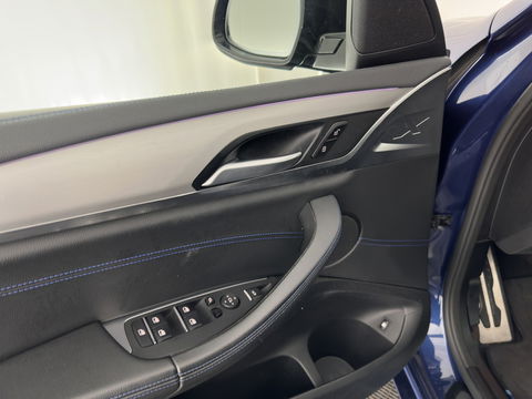 BMW X3 xDrive30e M-Sportpack Business Edition Plus (INCL-BTW) *PANO | LUXURY-LEATHER | FULL-LED | DIGI-COCKPIT | HIFI-SOUND | CARPLAY | DAB+ | HEATED-SPORTSEATS | AMBIENT-LIGHT | PRIVACY-GLASS | SHIFT-PADDLES | TOWBAR | 19''ALU*