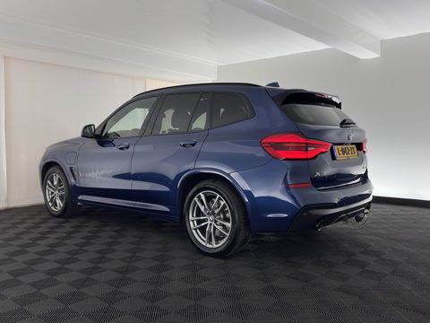 BMW X3 xDrive30e M-Sportpack Business Edition Plus (INCL-BTW) *PANO | LUXURY-LEATHER | FULL-LED | DIGI-COCKPIT | HIFI-SOUND | CARPLAY | DAB+ | HEATED-SPORTSEATS | AMBIENT-LIGHT | PRIVACY-GLASS | SHIFT-PADDLES | TOWBAR | 19''ALU*