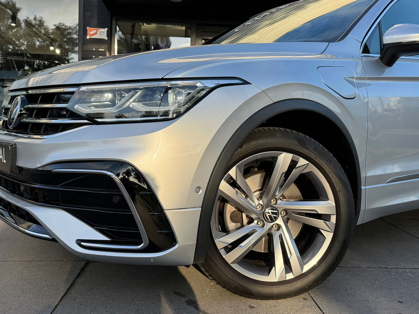 Volkswagen Tiguan 1.4 TSI eHybrid R-Line 245PK|Pano|ACC|Carplay|DCC|Camera