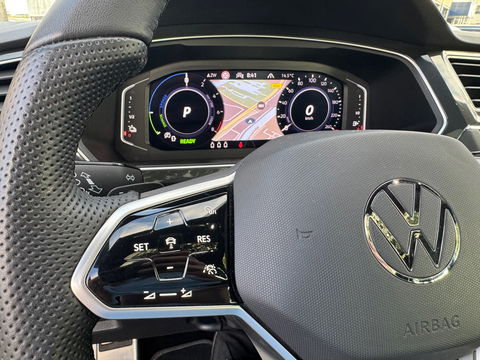 Volkswagen Tiguan 1.4 TSI eHybrid R-Line 245PK|Pano|ACC|Carplay|DCC|Camera