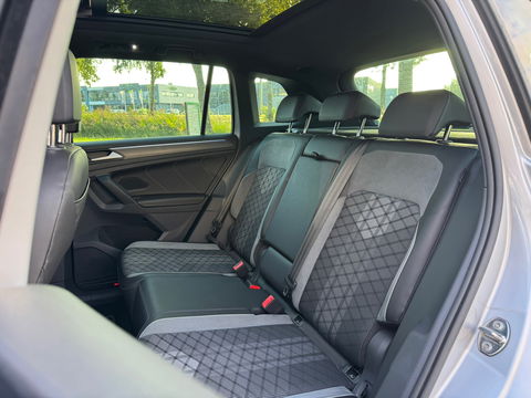 Volkswagen Tiguan 1.4 TSI eHybrid R-Line 245PK|Pano|ACC|Carplay|DCC|Camera