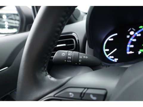 Toyota Yaris Cross 1.5 Hybrid Dynamic | Navi | Camera | Keyless | Adapt. Cruise | Apple CarPlay |