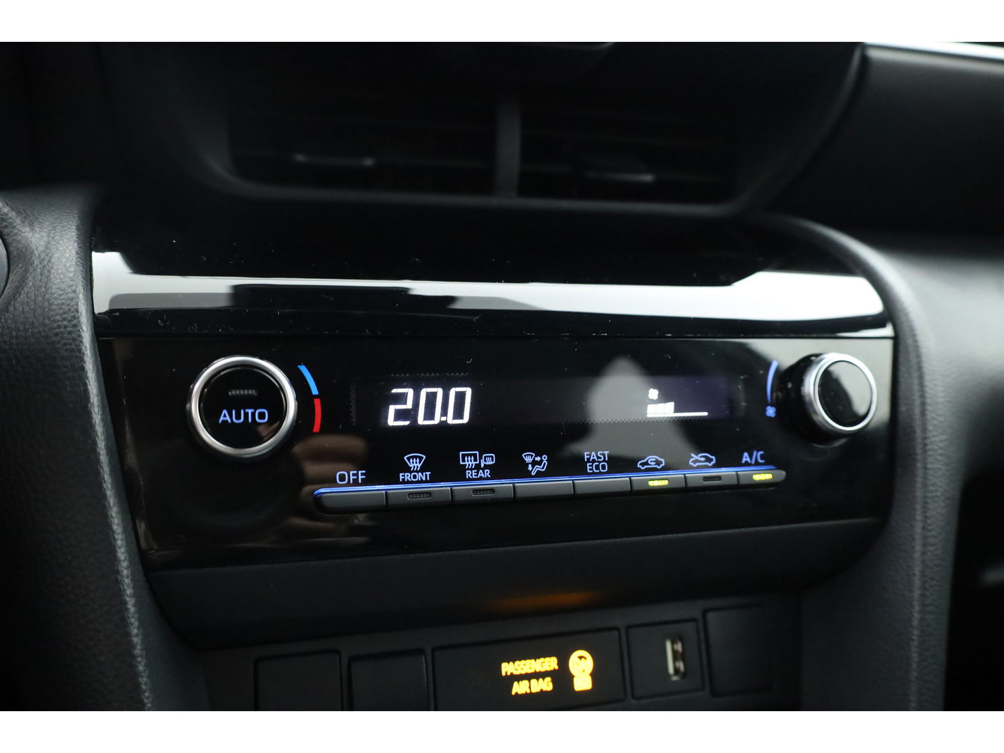 Toyota Yaris Cross 1.5 Hybrid Dynamic | Navi | Camera | Keyless | Adapt. Cruise | Apple CarPlay |
