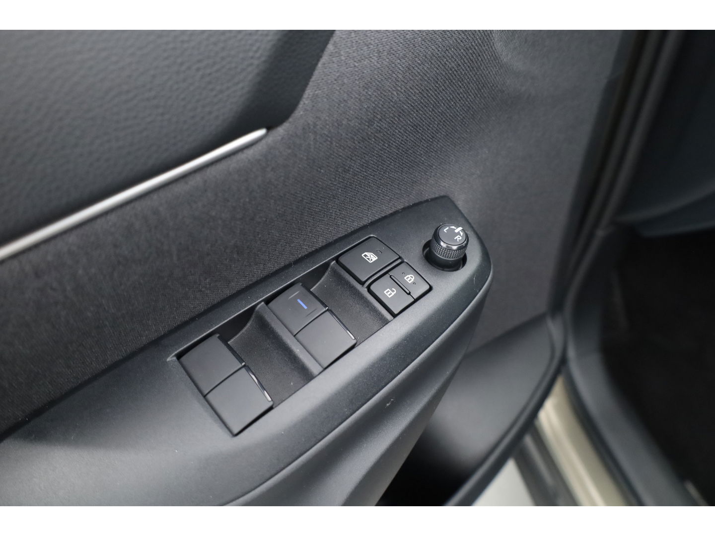 Toyota Yaris Cross 1.5 Hybrid Dynamic | Navi | Camera | Keyless | Adapt. Cruise | Apple CarPlay |