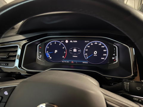 Volkswagen Taigo 1.5 TSI R-Line PANO KEYLESS VOL'