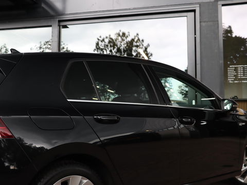 Volkswagen Golf 1.5 eTSI Style DSG 150PK | 17'' | IQ Light | Alcantara | Memory | Camera